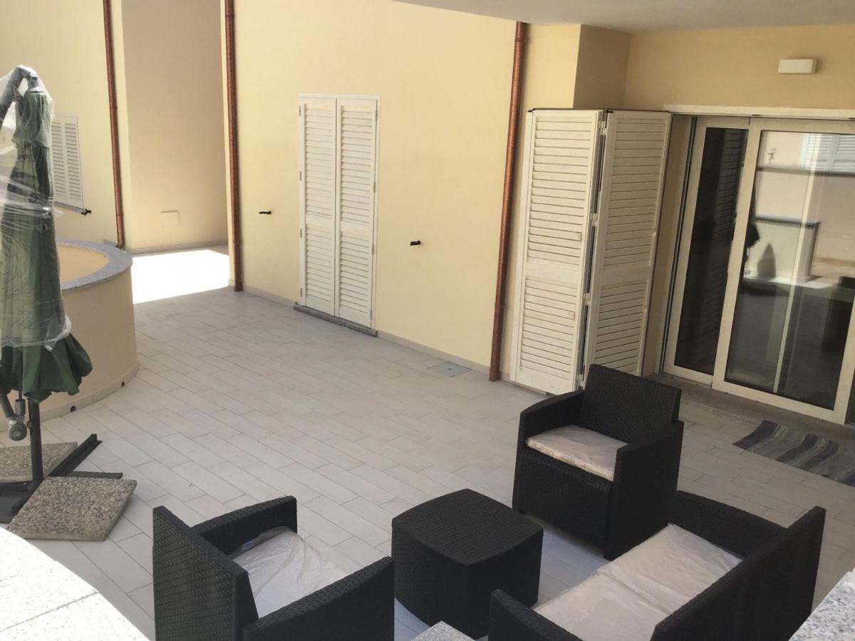 Appartement Isuledda à Isola Rossa Extérieur photo